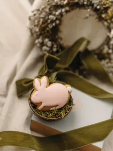 Turtă dulce - iepuraș - roz pudrat