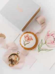 Turtă dulce artistică - Lalea - Cutie elegantă S